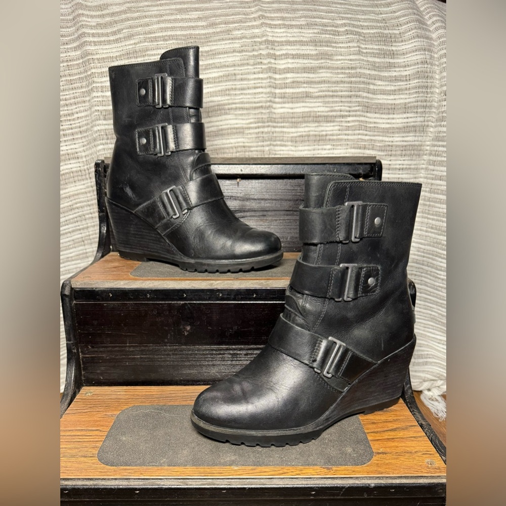 Sorel “After Hours” wedge boots.